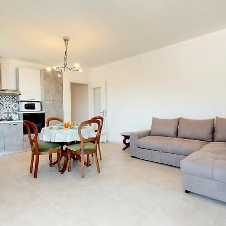 Narcisa View Lake&Pool Apartment Bardolino Bagian luar foto