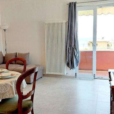 Narcisa View Lake&Pool Apartment Bardolino Bagian luar foto
