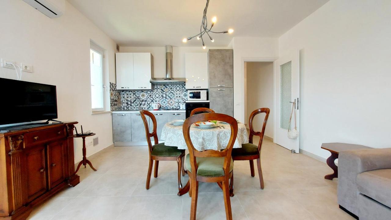 Narcisa View Lake&Pool Apartment Bardolino Bagian luar foto