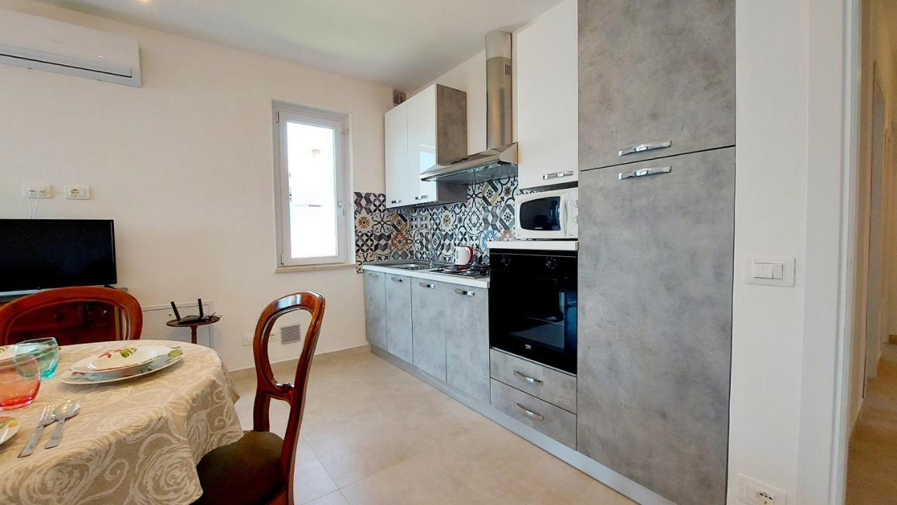 Narcisa View Lake&Pool Apartment Bardolino Bagian luar foto