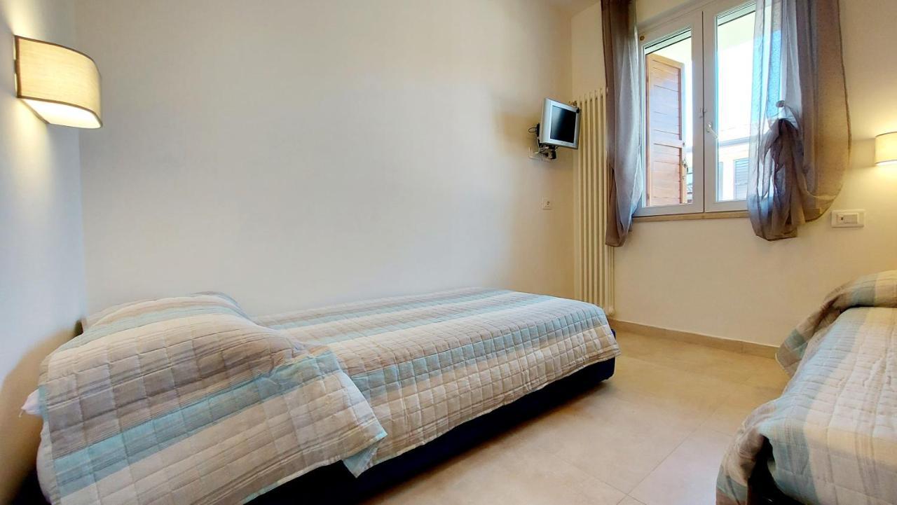 Narcisa View Lake&Pool Apartment Bardolino Bagian luar foto